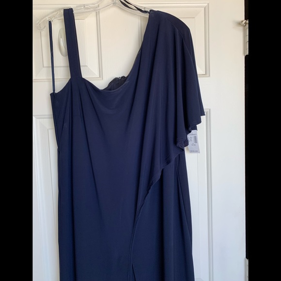 Women’s Jumpsuit - Picture 3 of 4